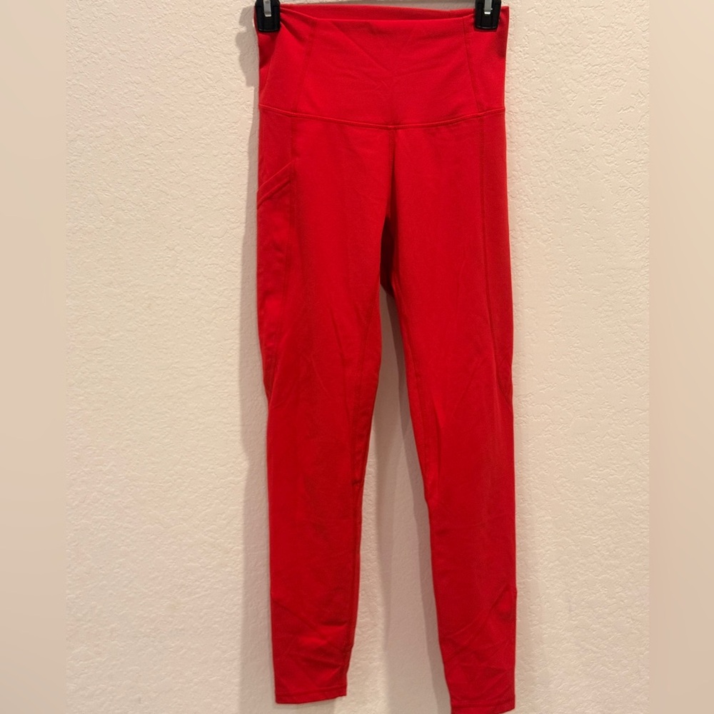 P'tula Bold Scarlet Leggings